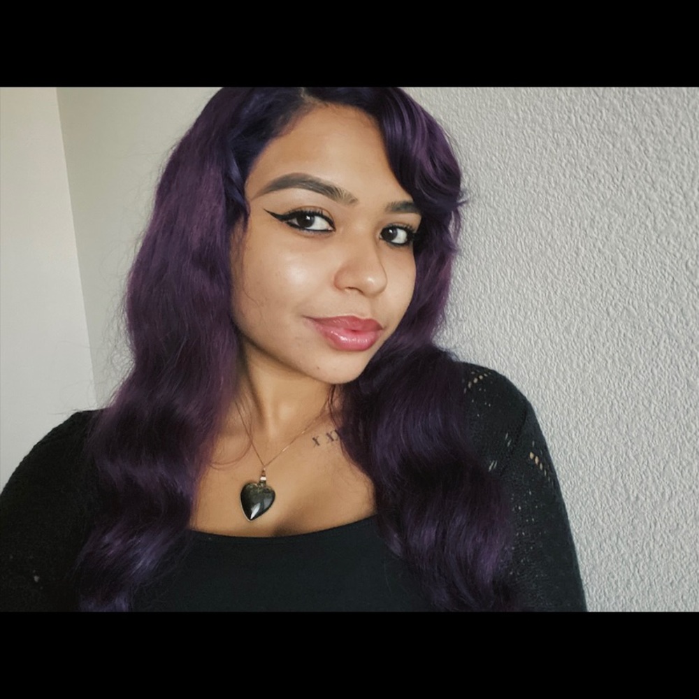 Meet your Posher, Priscilla